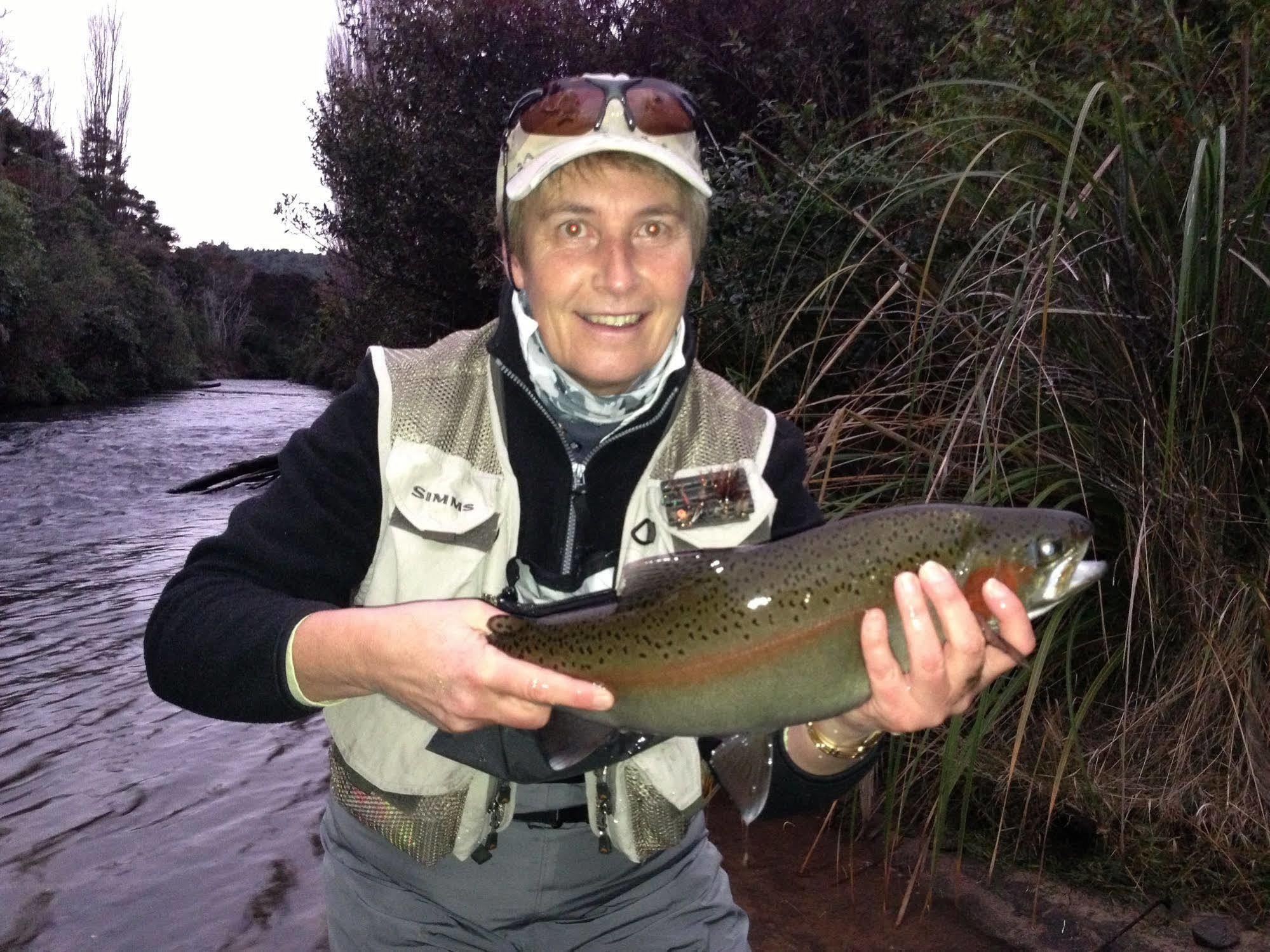 Turangi Trout Lodge Exterior foto