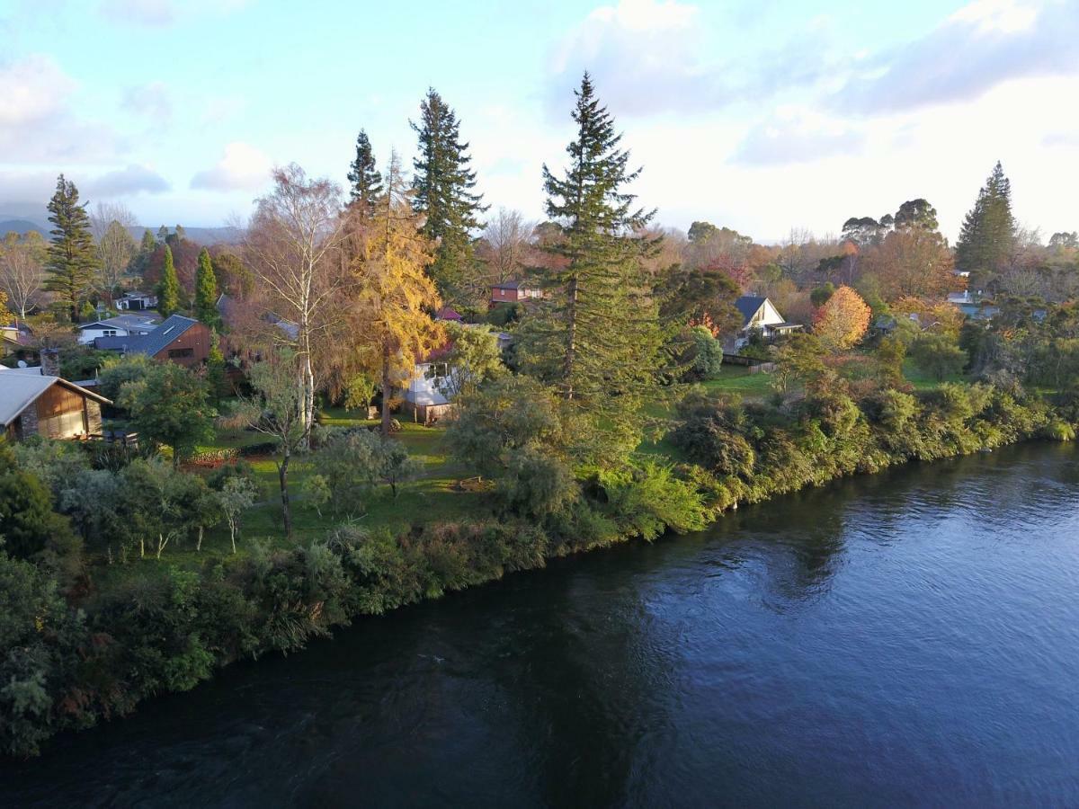 Turangi Trout Lodge Exterior foto
